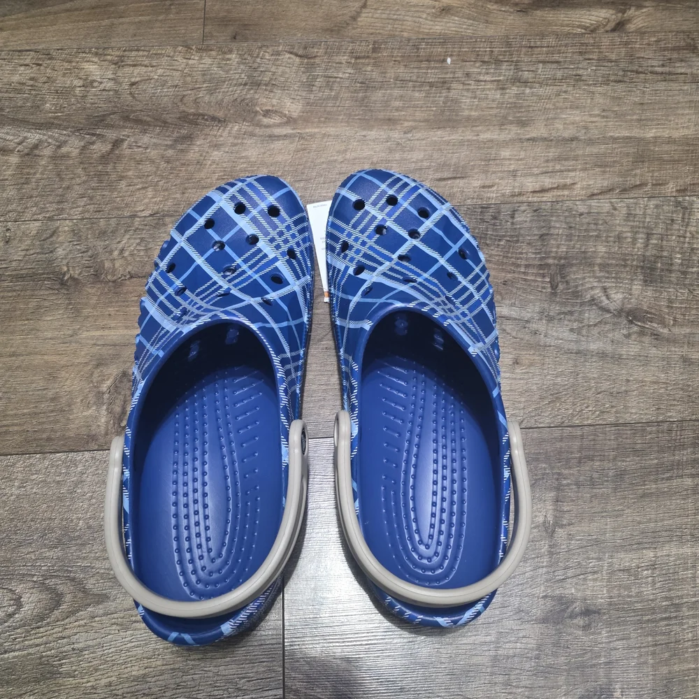New Crocs Comfort Sandals Men Size 12